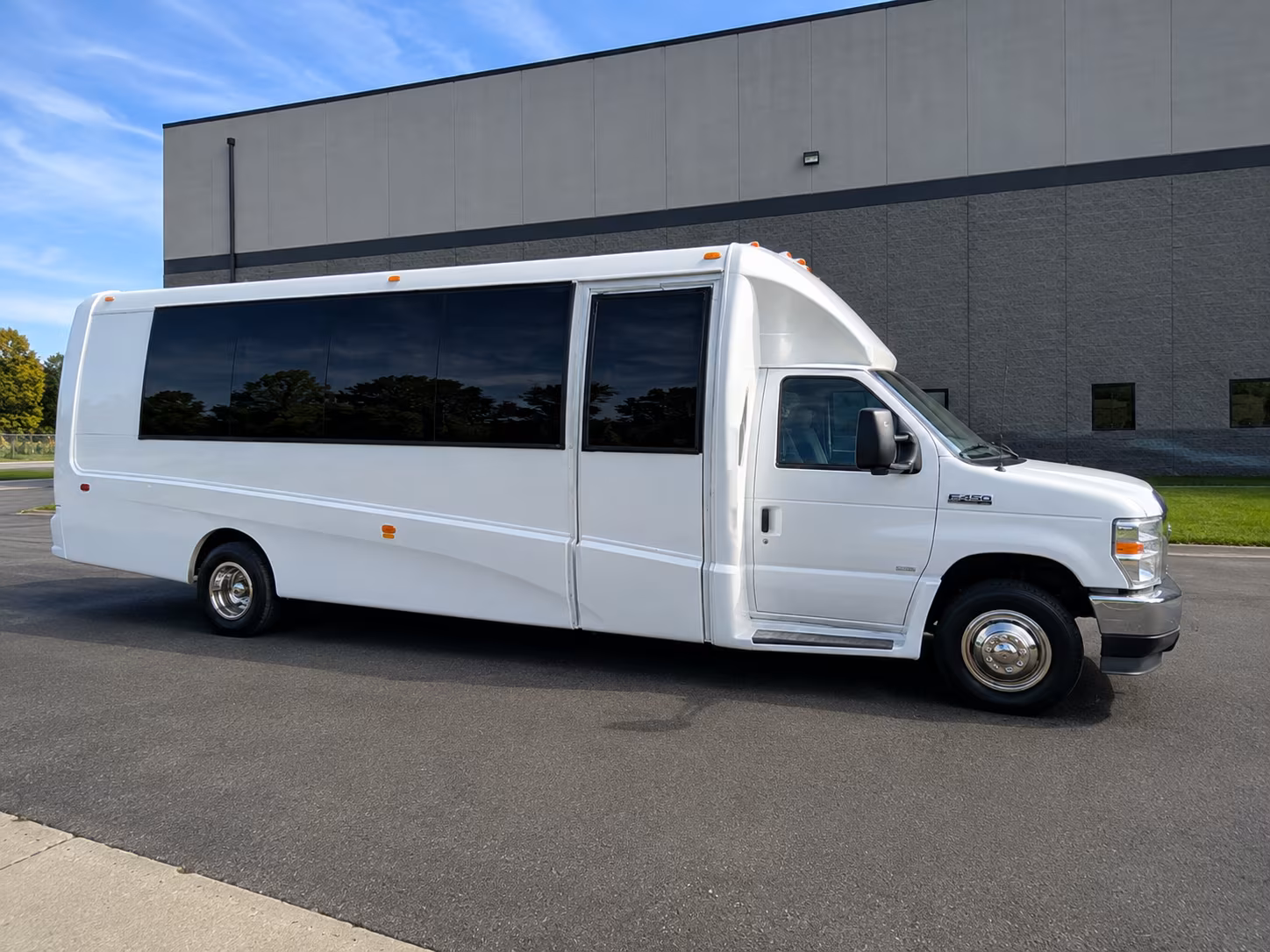 Gresham Wedding Transportation & Shuttle Service